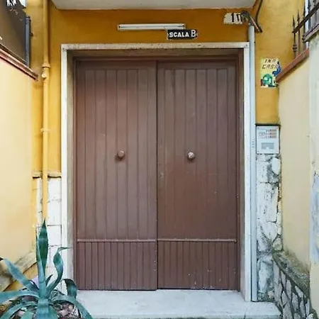 Domus Poppea - A 5 Minuti Da Pompei E Parcheggio Gratuito Apartment *