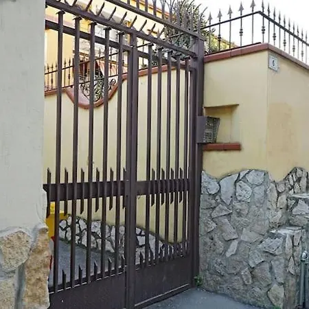 Apartment Domus Near Scavi Di Poppea